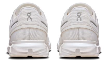 On Running Cloud 6 White (Women’s)