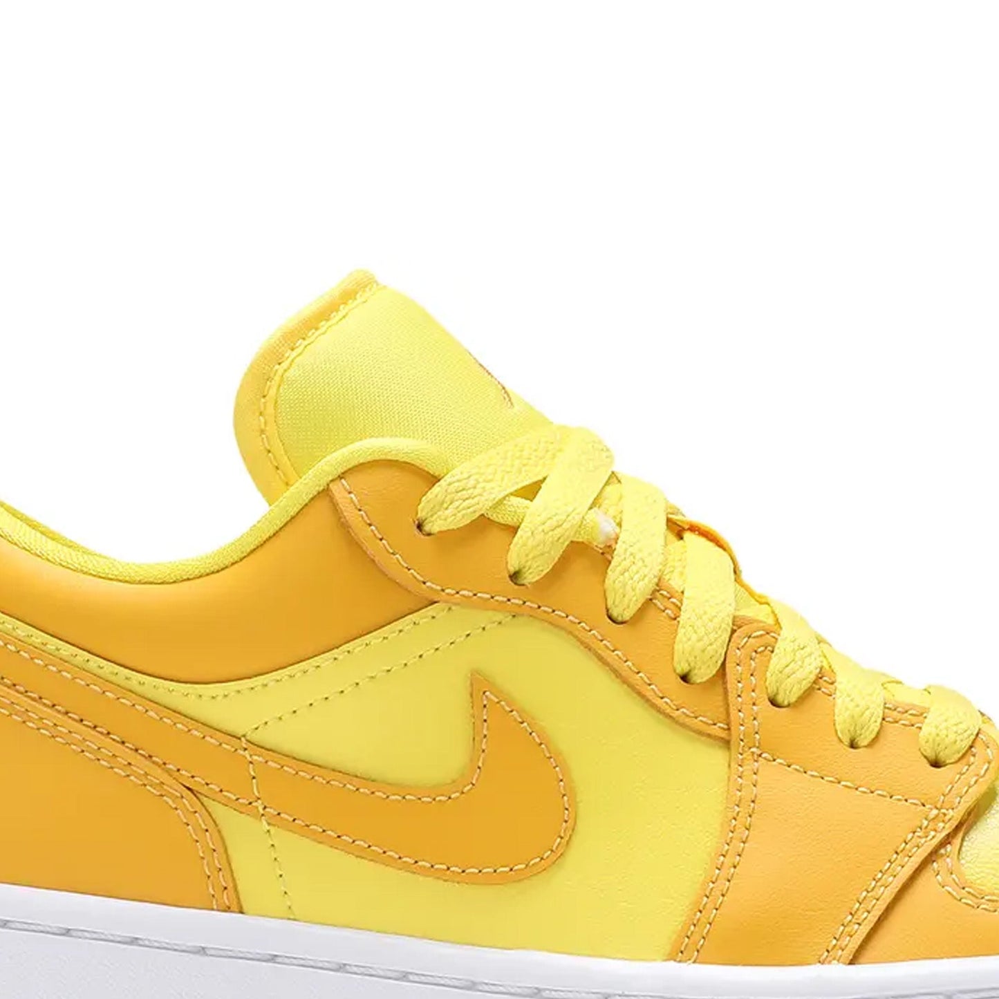 1 Low 'Yellow Strike' W (2022)