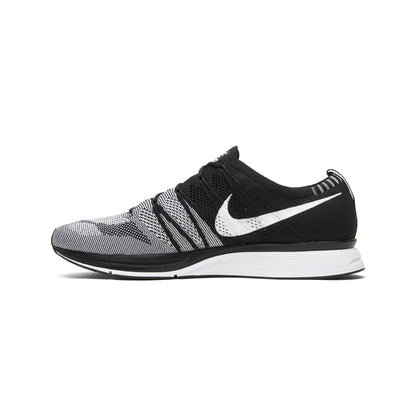Flyknit Trainer 'Oreo' (2018)