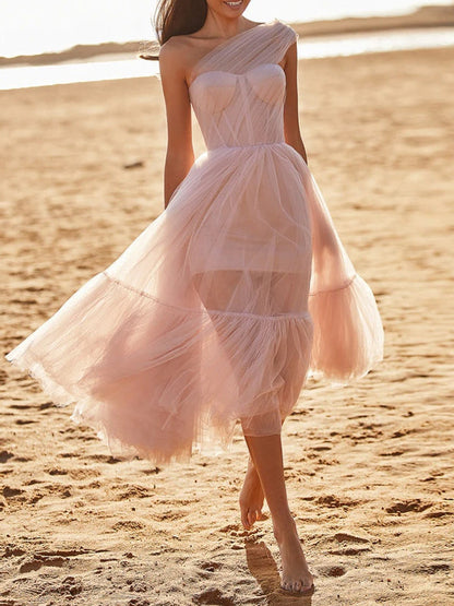 Slim sleeveless evening dress