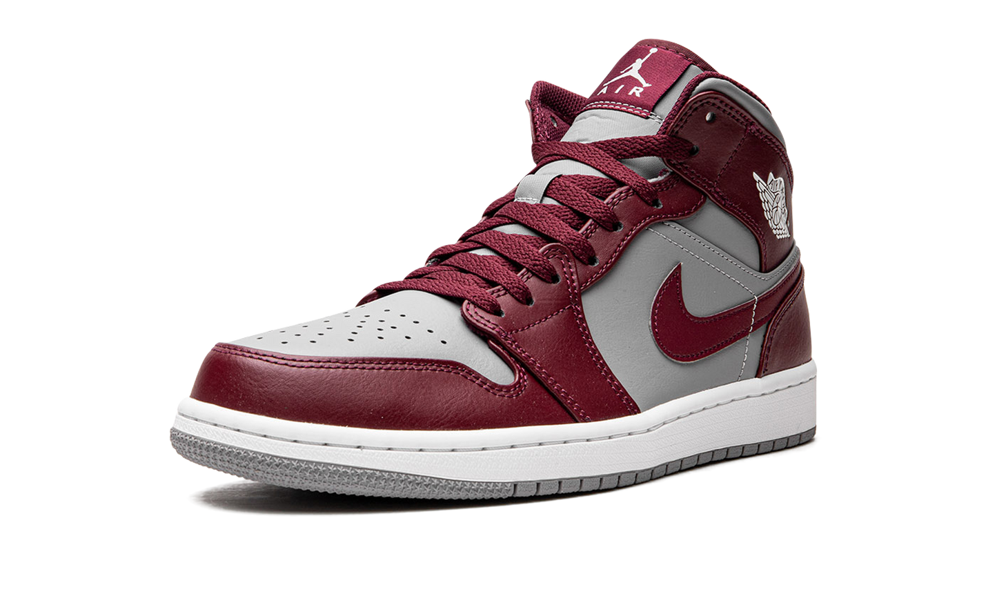 1 Mid "Team Red" DQ8426 615